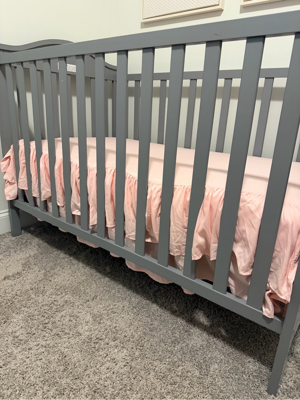 Set of baby Crib bedding, 3 fitted sheets + Bed Skirt. Freshly washed. Like New